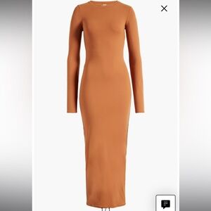 Fits Everybody Crew Neck Long Sleeve Dress
SKIMS medium